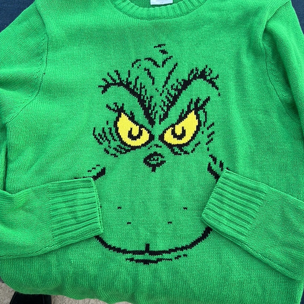 Dr. Seuss unisex medium green Grinch face long sleeve knit sweater